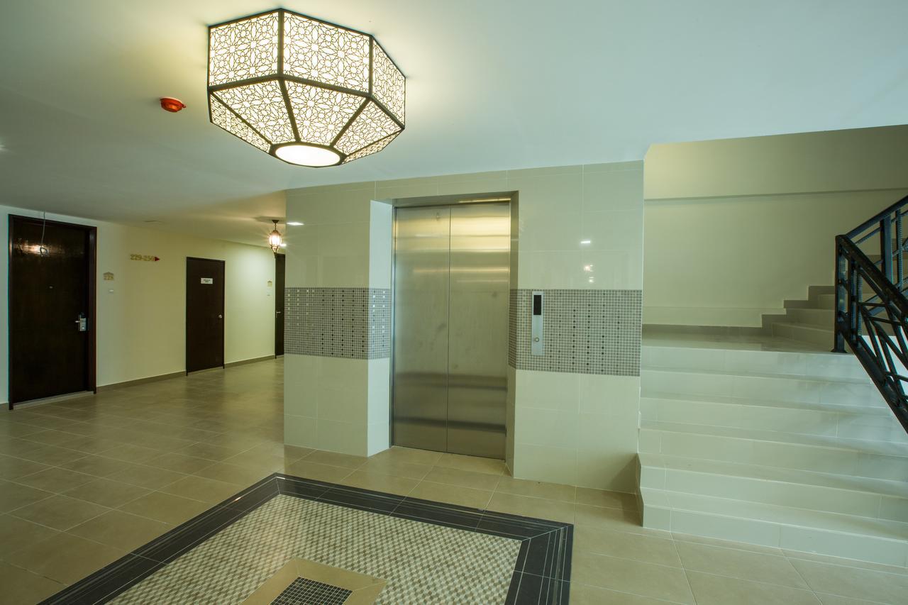 Humaira Hotel Tanah Merah  Esterno foto