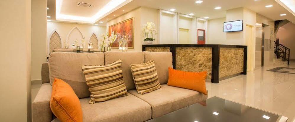 Humaira Hotel Tanah Merah  Esterno foto