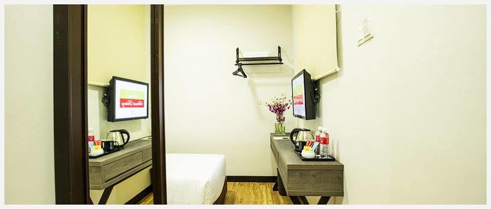 Humaira Hotel Tanah Merah  Esterno foto