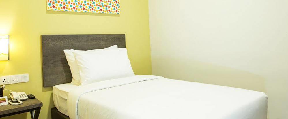 Humaira Hotel Tanah Merah  Esterno foto