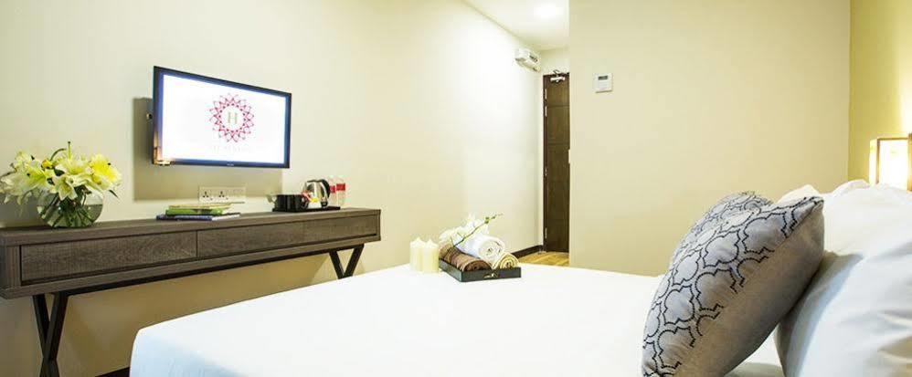 Humaira Hotel Tanah Merah  Esterno foto